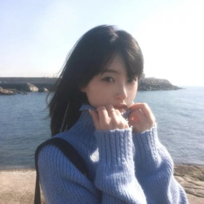 少年与水球